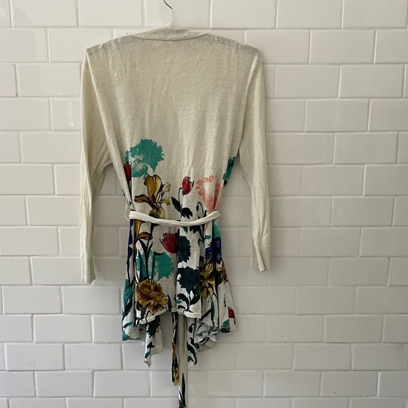 Moth (Anthro) Floral Cardigan - Picture 4 of 5